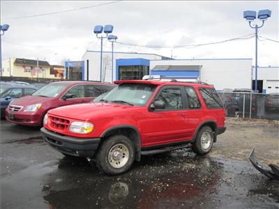 Used Ford Explorer 1996 : $3699