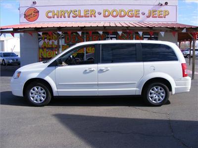 Used Chrysler TownCountry 2009 : $15995