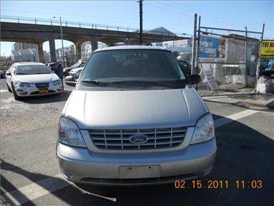 Used Ford Freestar 2004 : $3995