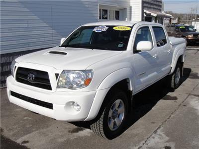 Used Toyota Tacoma 2006 : $18795