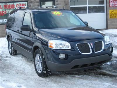 Used Pontiac MontanaSV6 2006 : $10995