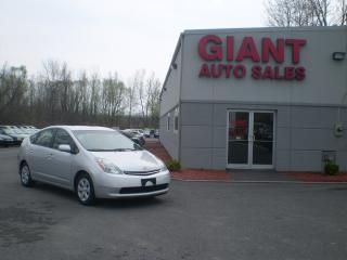 Used Toyota Prius 2006 : $10995