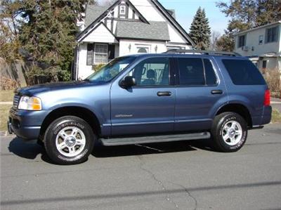 Used Ford Explorer 2005 : $12995