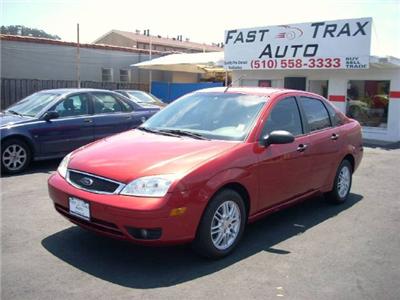Used Ford Focus 2005 : $6999
