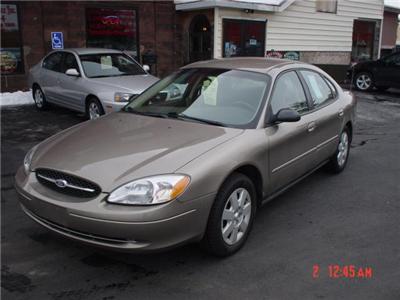 Used Ford Taurus 2002 : $6495