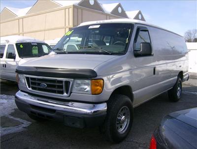 Used Ford Econoline 2006 : $11500