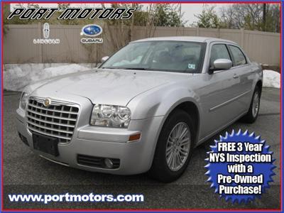 Used Chrysler 300 2009 : $15888