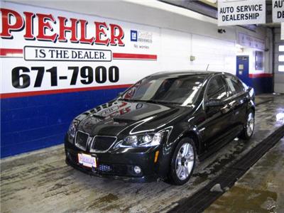 Used Pontiac G8 2009 : $26476