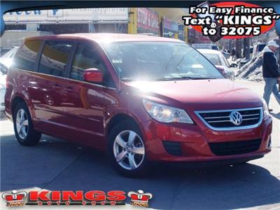 Used Volkswagen Routan 2009 : $16995