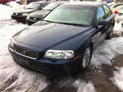 Used Volvo S80 2004 : $5875