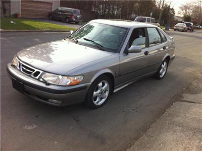 Used Saab 93 2002 : $3675