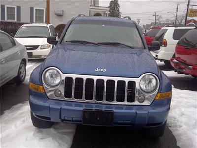 Used Jeep Liberty 2005 : $7495