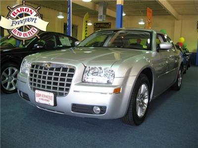 Used Chrysler 300 2008 : $13991