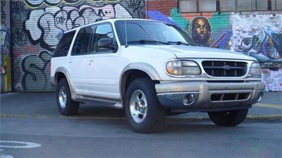 Used Ford Explorer 2000 : $3495