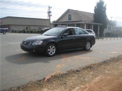 Used Nissan Altima 2002 : $7925