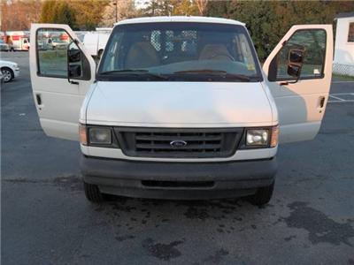 Used Ford Econoline 2003 : $3900