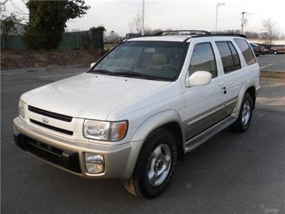 Used Infiniti QX4 2000 : $9588