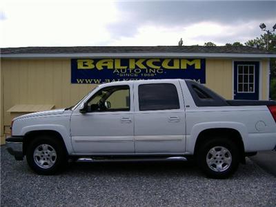Used Chevrolet Avalanche 2005 : $15681