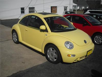 Used Volkswagen NewBeetle 2000 : $0