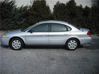 Used Ford Taurus 2005 : $0