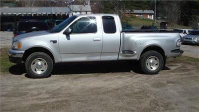 Used Ford F150 2000 : $8900