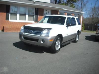 Used Mercury Mountaineer 2002 : $10995