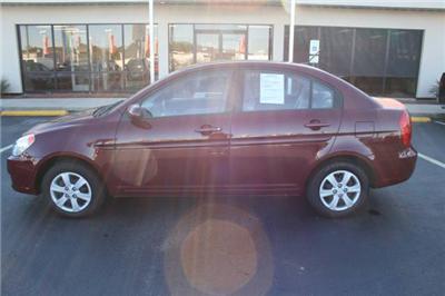 Used Hyundai Accent 2010 : $11395