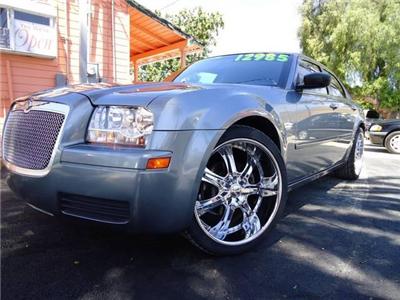 Used Chrysler 300 2006 : $11895