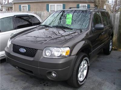 Used Ford Escape 2006 : $7250