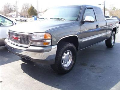Used GMC Sierra 2001 : $10425