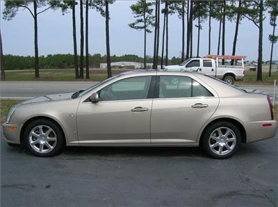 Used Cadillac STS 2006 : $15888