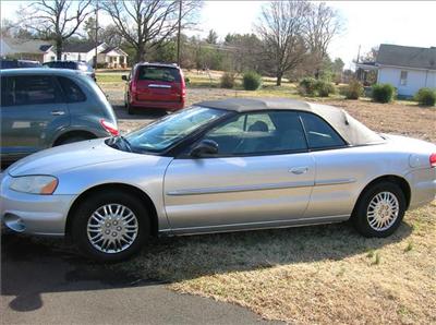Used Chrysler Sebring 2002 : $6488