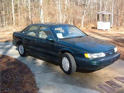 Used Ford Taurus 1995 : $2500