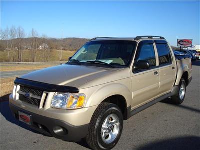 Used Ford ExplorerSportTrac 2005 : $10995
