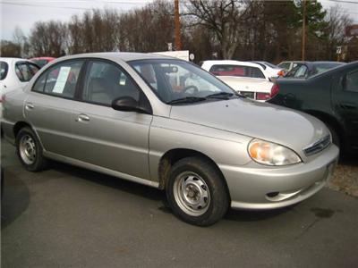 Used Kia Rio 2001 : $1900
