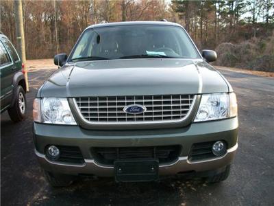 Used Ford Explorer 2003 : $8350