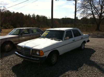 Used Mercedes-Benz 240 1981 : $2200