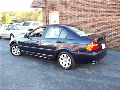 Used BMW 3series 2003 : $12950