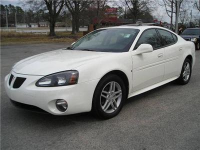 Used Pontiac GrandPrix 2006 : $12995