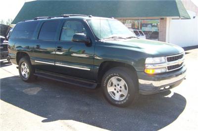 Used Chevrolet Suburban 2004 : $9700