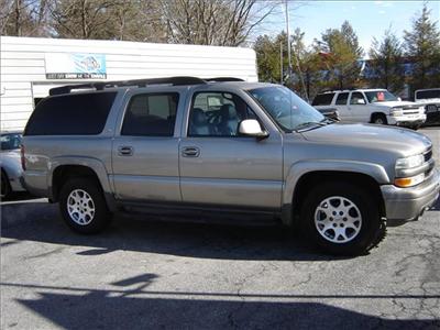 Used Chevrolet Suburban 2003 : $10900