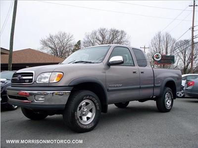 Used Toyota Tundra 2002 : $9900