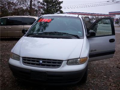 Used Plymouth GrandVoyager 1998 : $2300