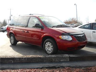 Used Chrysler TownandCountry 2006 : $7995