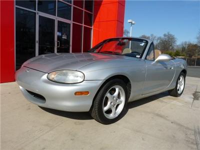 Used Mazda MX5Miata 1999 : $6888