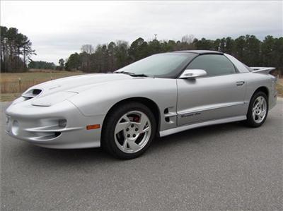 Used Pontiac Firebird 2000 : $12995