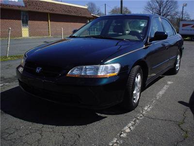 Used Honda Accord 2000 : $7995