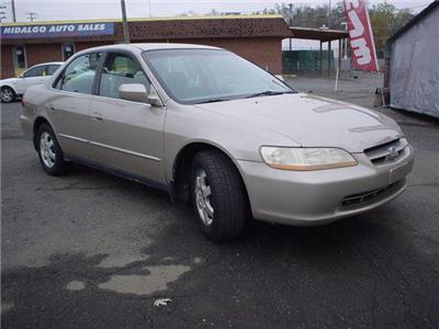 Used Honda Accord 2000 : $5995