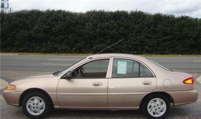 Used Ford Escort 1999 : $2995