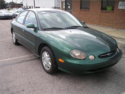 Used Ford Taurus 1999 : $3495